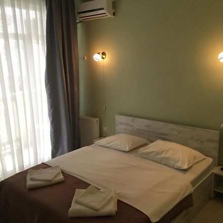 Hotel Lim Batoumi Extérieur photo