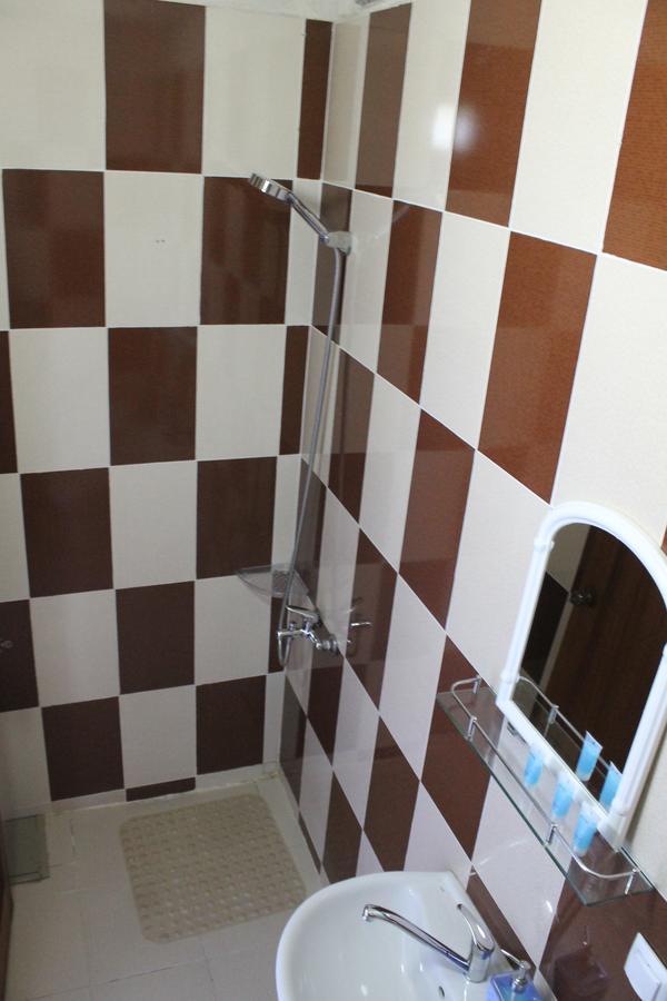 Hotel Lim Batoumi Extérieur photo